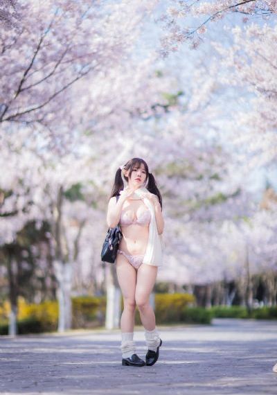 视频黄色小说第一页_4K高清电影在线