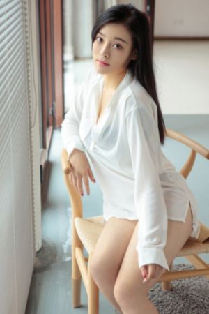 仙踪林蜜桃臀艳艳视频_HD迅雷电影在线