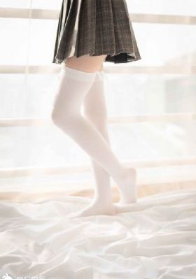 国产美女白丝袜精品_蓝光免费观看